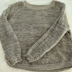 super cute knitted sweater!